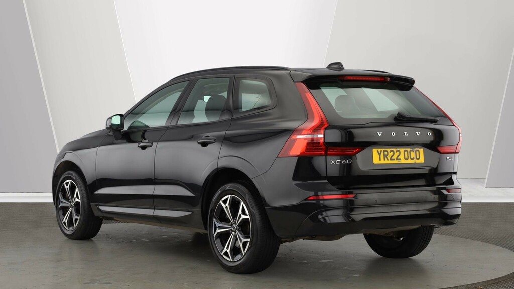 Volvo XC60 Xc60 2.0 B4d Momentum Awd Geartronic YR22OCO Black #3