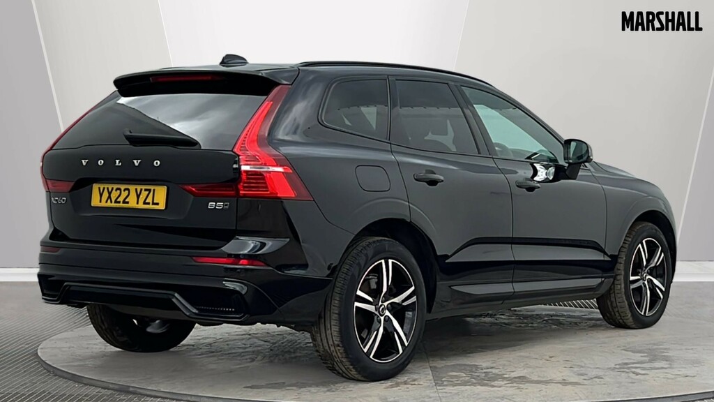 Volvo XC60 Xc60 2.0 B5p R Design Awd Geartronic YX22YZL Black #2