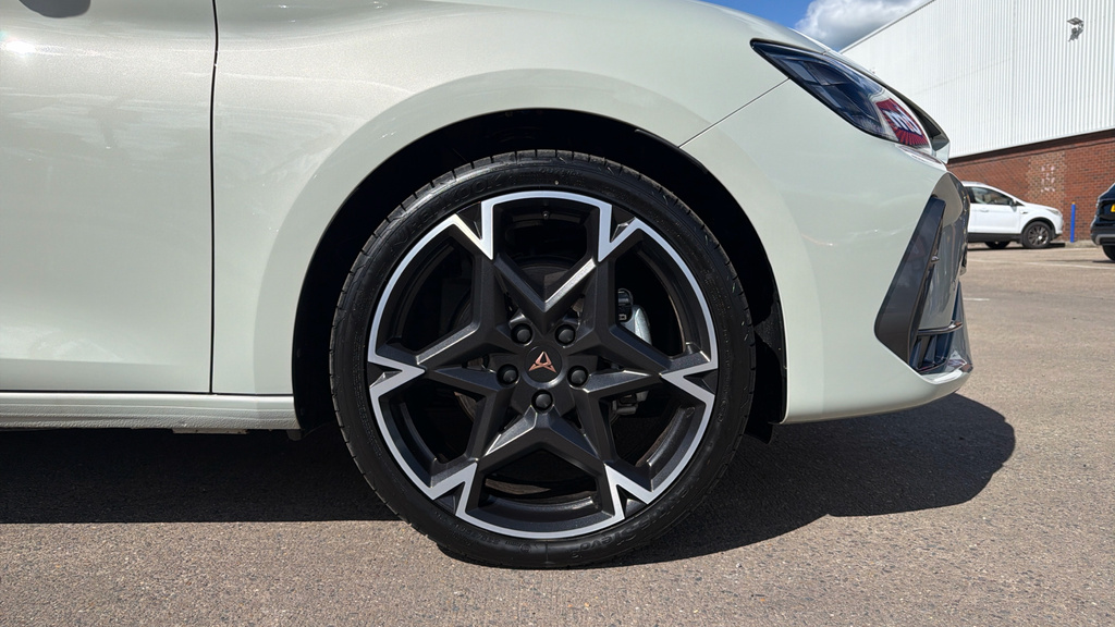 Cupra Leon V1 Black #20