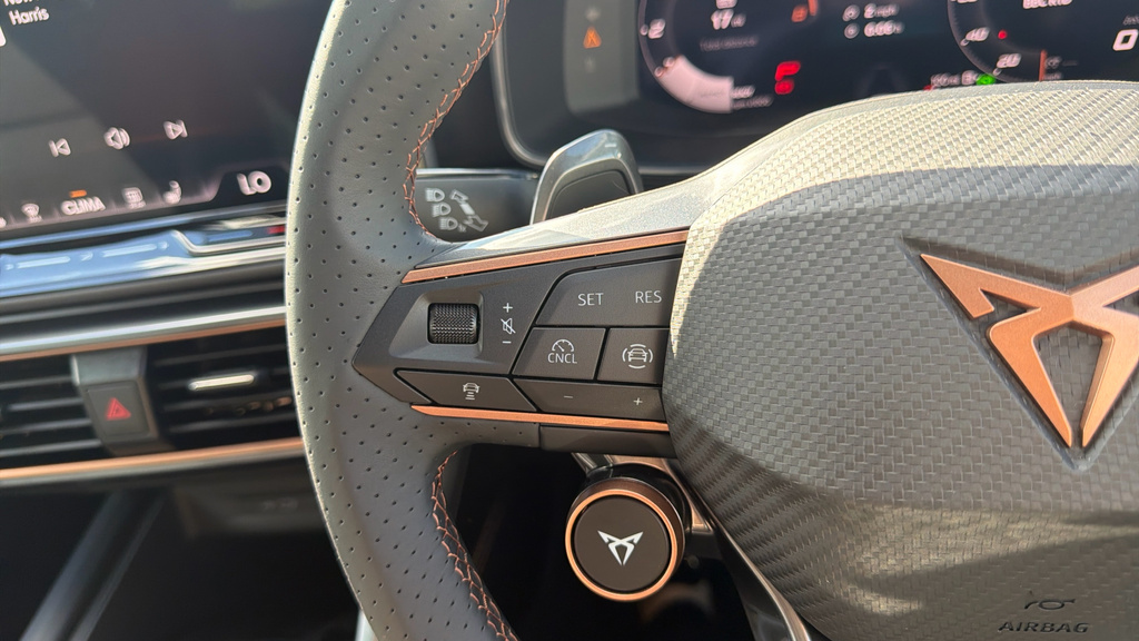 Cupra Leon V1 Black #30