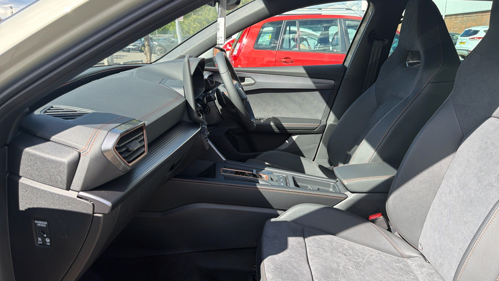 Cupra Leon V1 Black #27