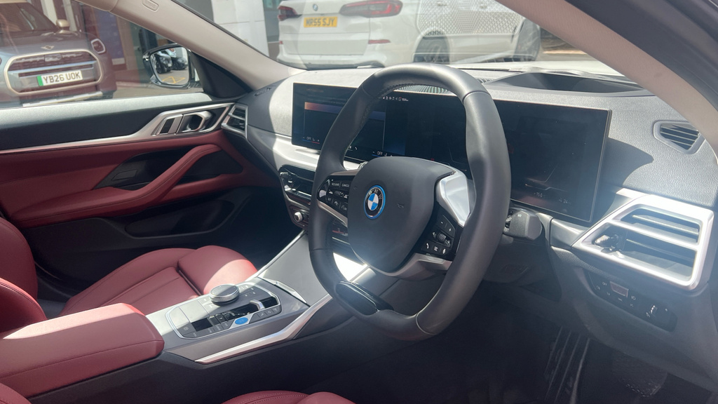 BMW i4 I4 210Kw Edrive35 Sport 70Kwh White #6