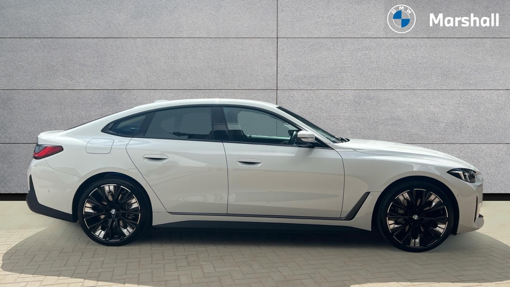 BMW i4 I4 210Kw Edrive35 Sport 70Kwh White #3