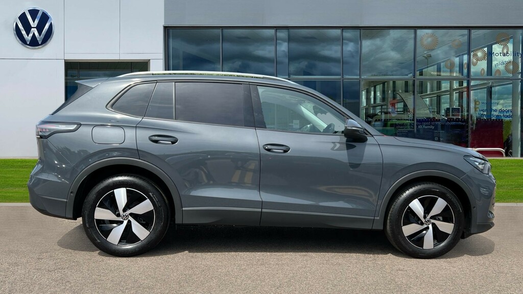 Volkswagen Tiguan Tiguan Match 1.5 Etsi 150 Ps 7-Speed Dsg EA26WVU Grey #4