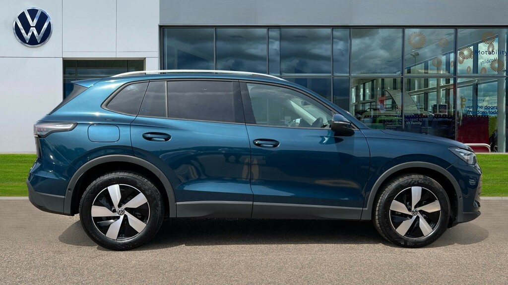 Volkswagen Tiguan Tiguan Match 1.5 Etsi 150 Ps 7-Speed Dsg EA26VJE Blue #4
