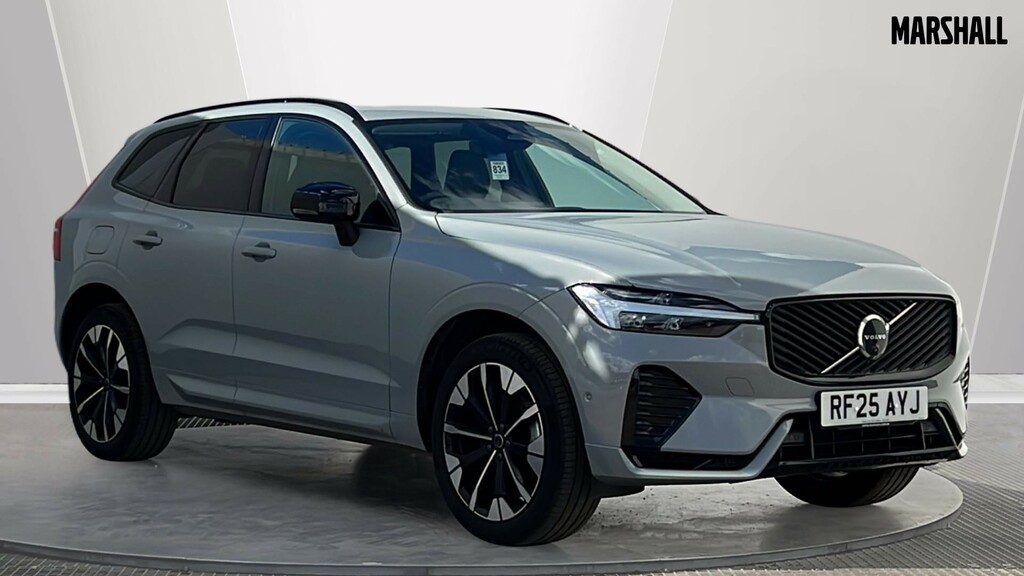 Volvo XC60 Xc60 2.0 B5p Plus Dark Awd Geartronic Grey