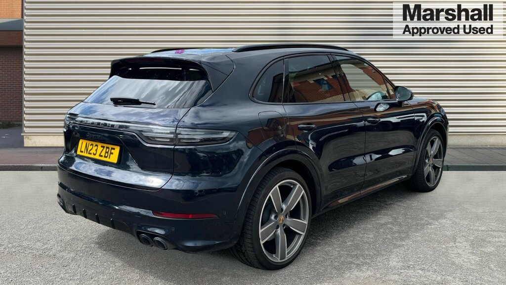 Porsche Cayenne Cayenne Estate Special Editions E-hybrid Platinum Blue #3