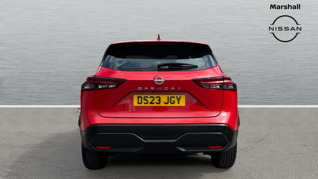 Nissan Qashqai Qashqai 1.3 Dig-t Mh 158 Acenta Premium Xtroni DS23JGY Red #6