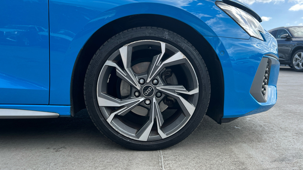 Audi A3 A3 30 Tfsi S Line S Tronic LO23MFK Blue #5