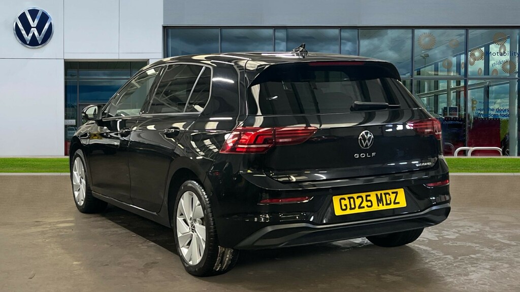 Volkswagen Golf Golf 1.5 Tsi 204 Match Ehybrid Dsg GD25MDZ Black #3