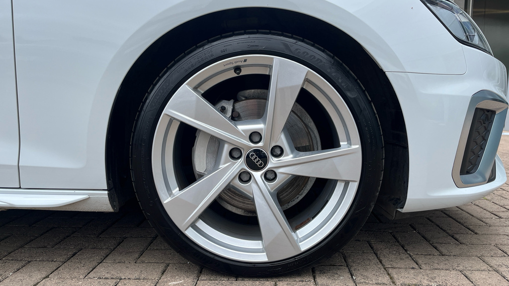 Audi A4 Avant A4 40 Tfsi 204 S Line S Tronic GY24EBP White #5