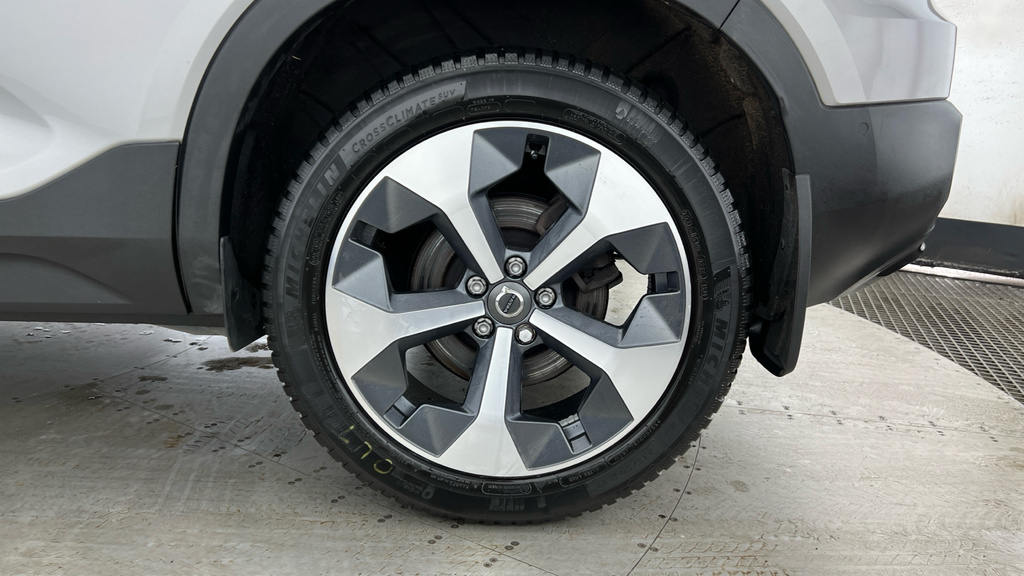 Volvo XC40 Xc40 2.0 B4p Ultimate Dark GSZ3120 Silver #4