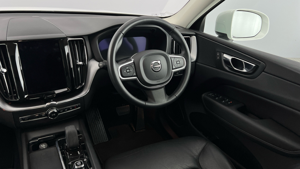 Volvo XC60 2.0 B4 Mhev Plus Suv Hybrid Awd Eu Grey #8