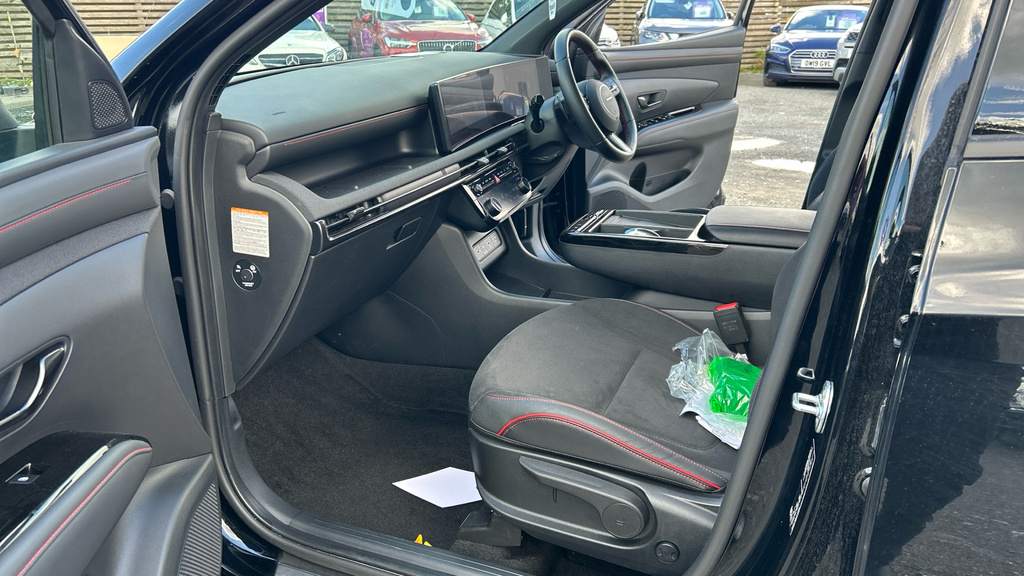 Hyundai Tucson 1.6T Hybrid Ultimate Blue #31