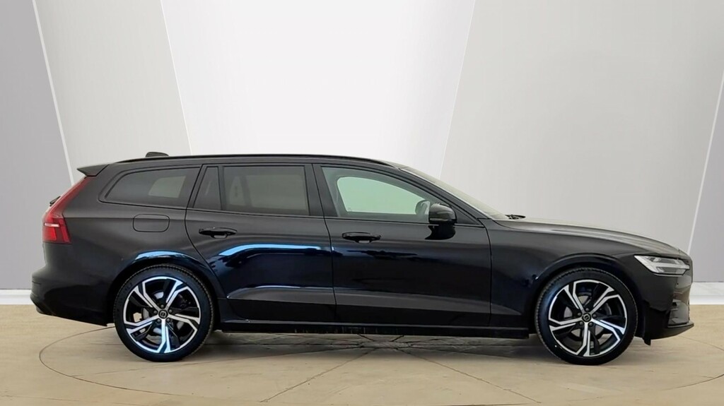 Volvo V60 V60 2.0 B4p Plus Dark 7 Speed Black #2