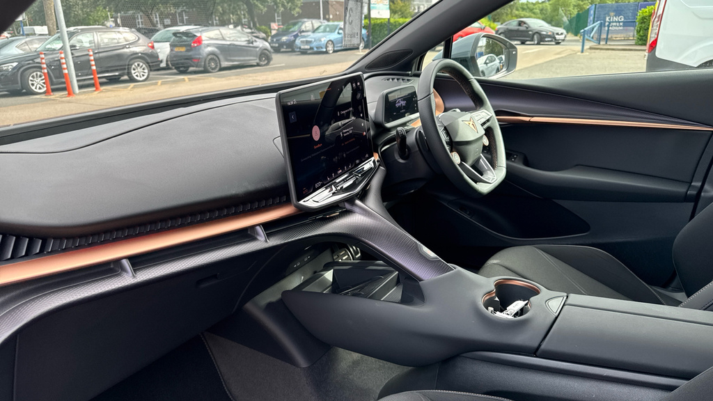 Cupra Tavascan Tavascan 210Kw V1 77Kwh Estate Beige #2