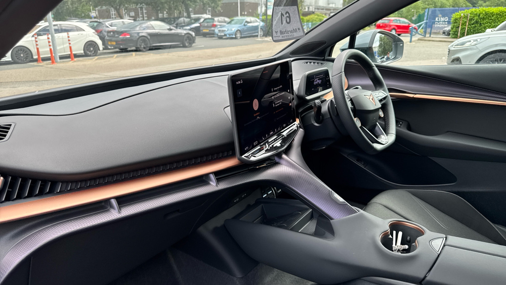 Cupra Tavascan Tavascan 210Kw V1 77Kwh White #2