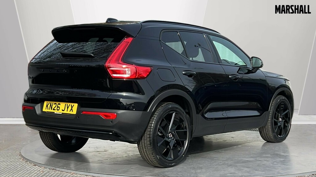 Volvo XC40 2.0 B4p 197Ps Plus Pro Dark Hybrid In Grey Wi Grey #2