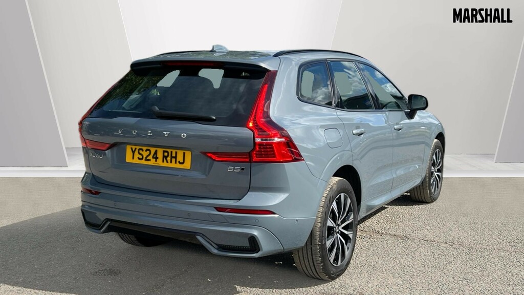 Volvo XC60 Xc60 2.0 B5p Plus Dark Awd Geartronic Grey #2