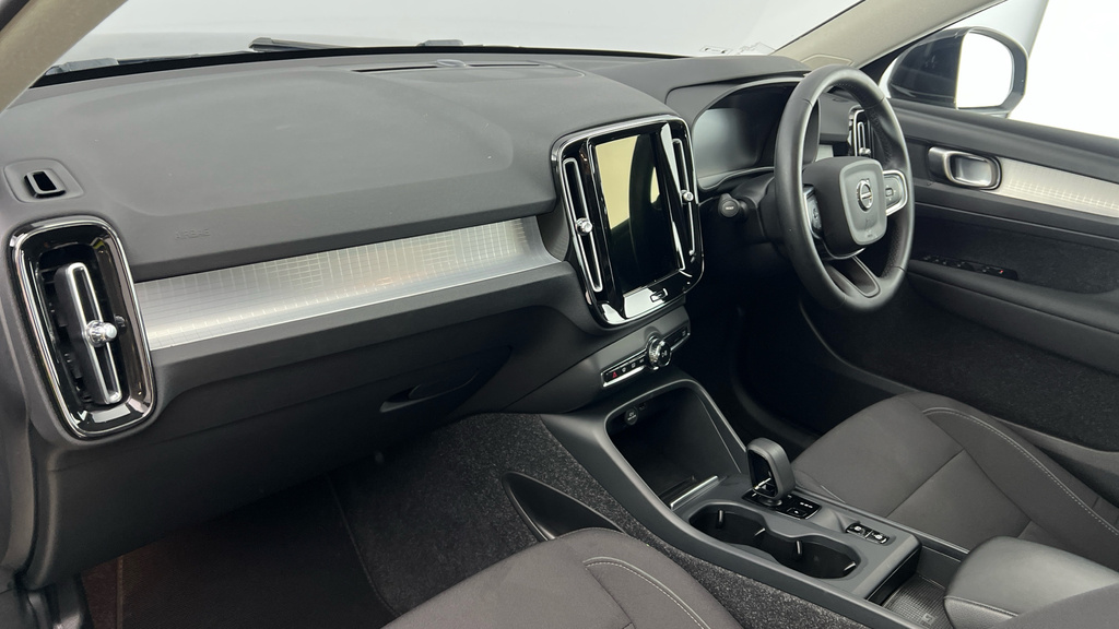Volvo XC40 Xc40 1.5 T4 Recharge Phev Inscription Black #6