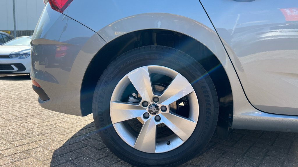 Skoda Scala Scala Se Edition 1.0 Tsi 116 Ps 6G Man Silver #5