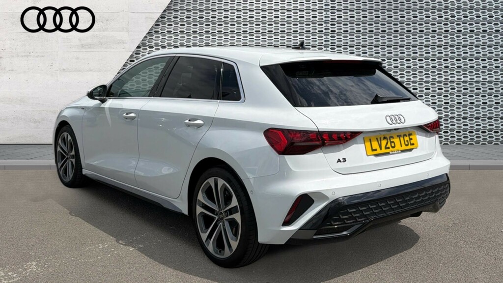 Audi A3 A3 1.5 Tfsi 116 S Line S Tronic LV26TGE White #3