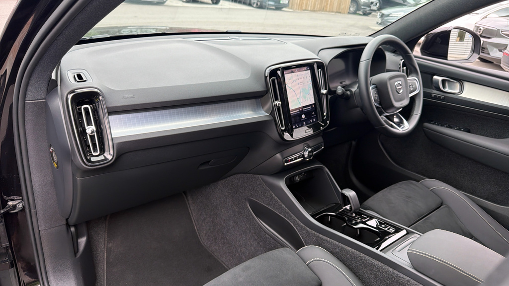 Volvo XC40 Xc40 2.0 B4p Plus Black Edition RO75LYJ Black #4
