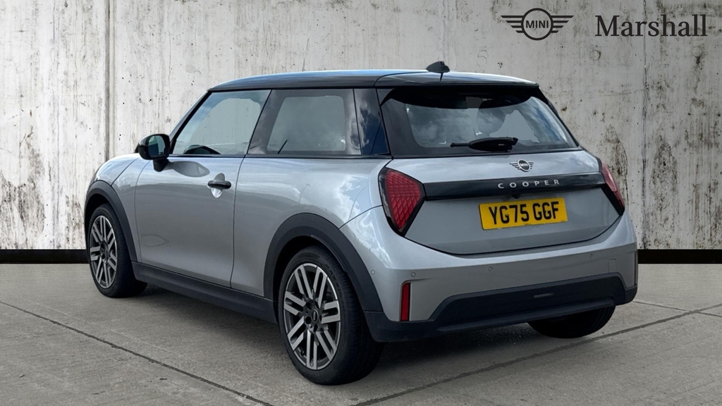 Mini Hatch Mini Cooper Hatchback 1.5 C Classic YG75GGF Silver #2