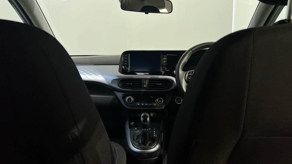 Hyundai I10 1.2 79 Advance Nav 2025 Red #12