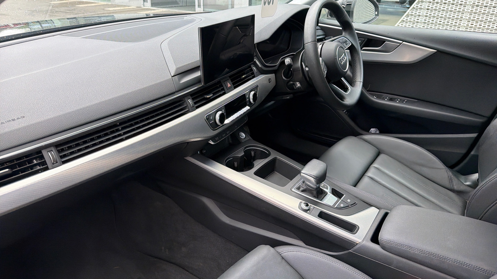 Audi A5 A5 35 Tfsi Sport S Tronic BV24WLR Black #2