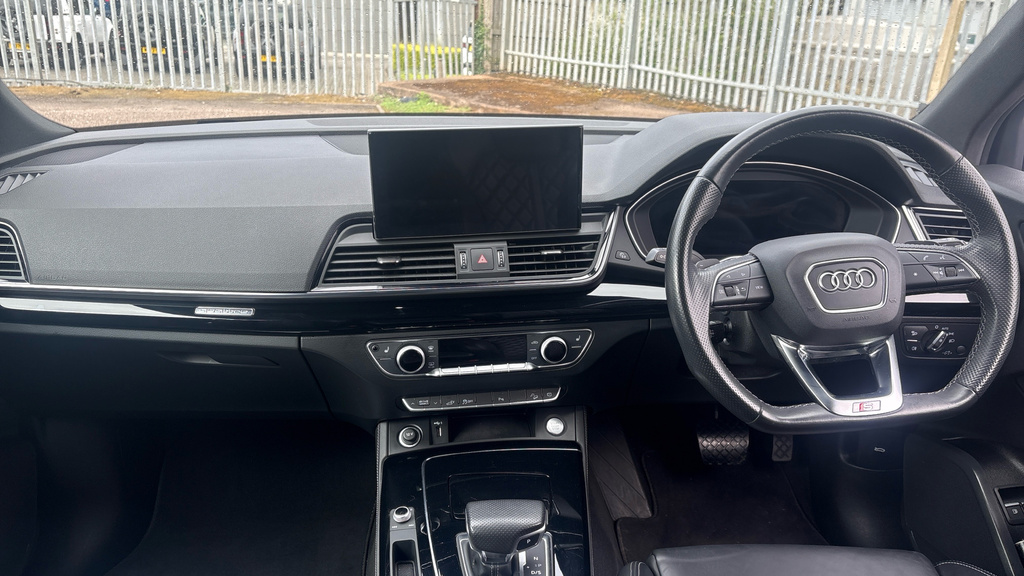 Audi Q5 White #12