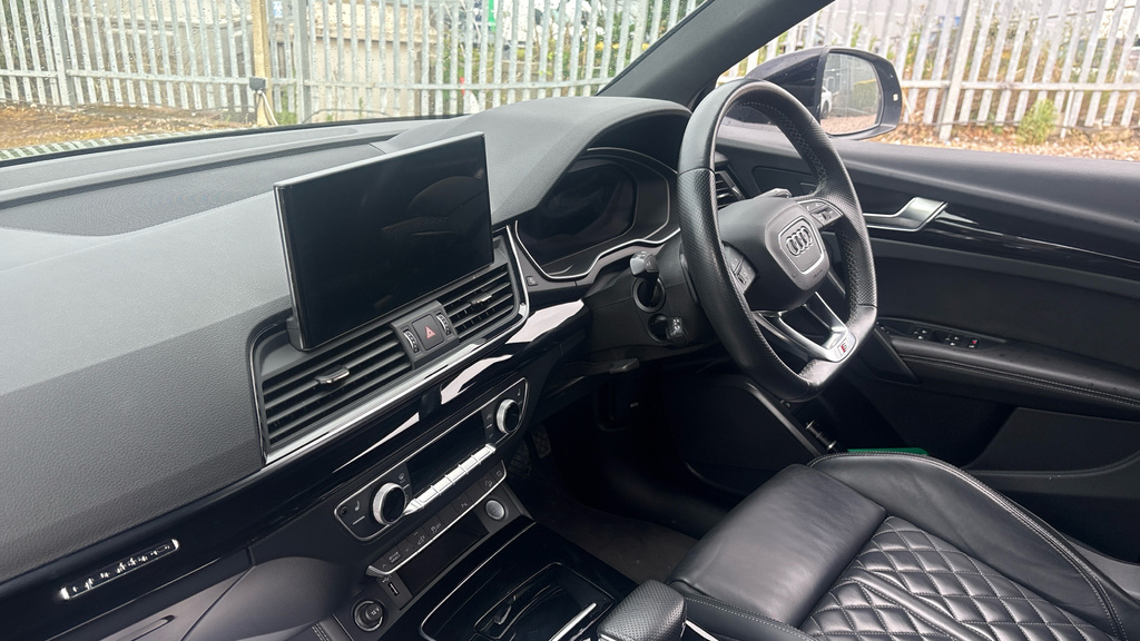 Audi Q5 White #2