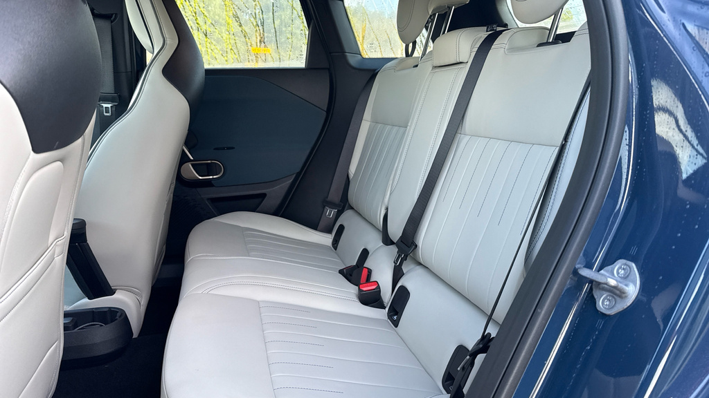 Mini Aceman 160Kw Se Exclusive Level 2 54Kwh Black #14