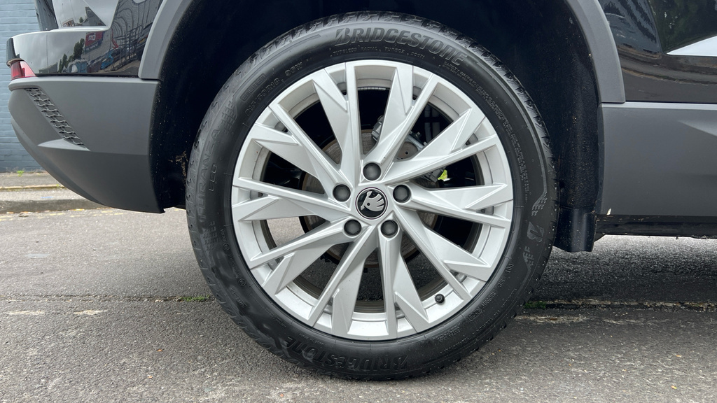 Skoda Karoq Karoq Se L Edition 1.5 Tsi 150 Ps Dsg Black #5