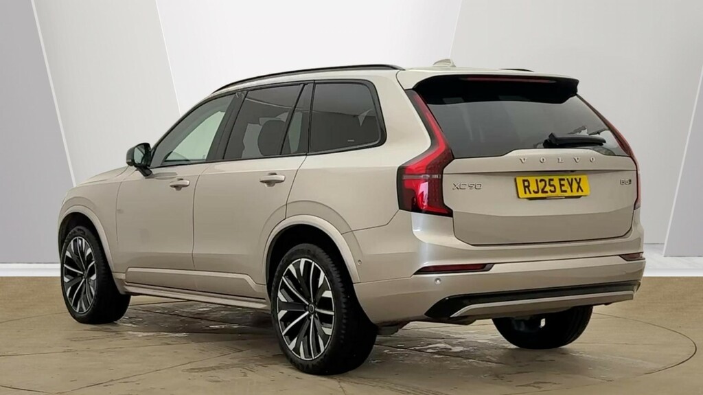 Volvo XC90 Xc90 2.0 B5p Ultra Dark Awd Geartronic Gold #3