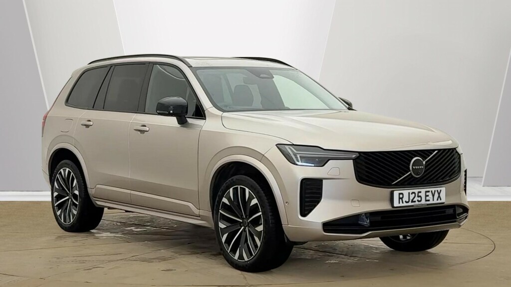 Volvo XC90 Xc90 2.0 B5p Ultra Dark Awd Geartronic Gold
