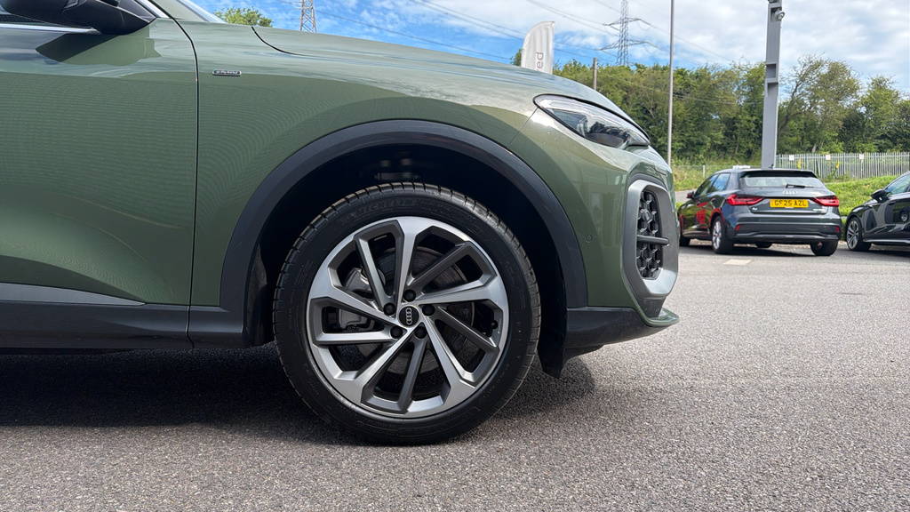 Audi Q5 Audi Q5 Sportback S Line E-hybrid Quattro 299 Ps S GL26HFG Green #5