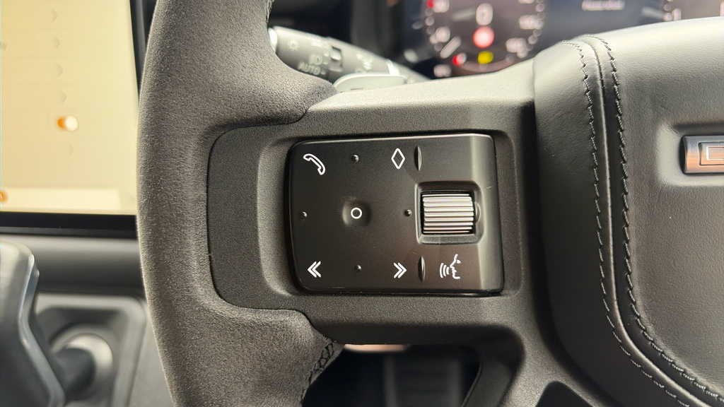 Land Rover Defender 110 Se Grey #23
