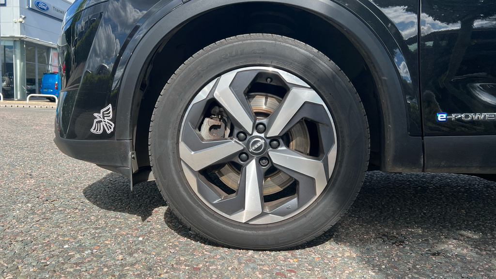 Nissan Qashqai Qashqai 1.5 E-power N-connecta PJ23ZNM Black #4