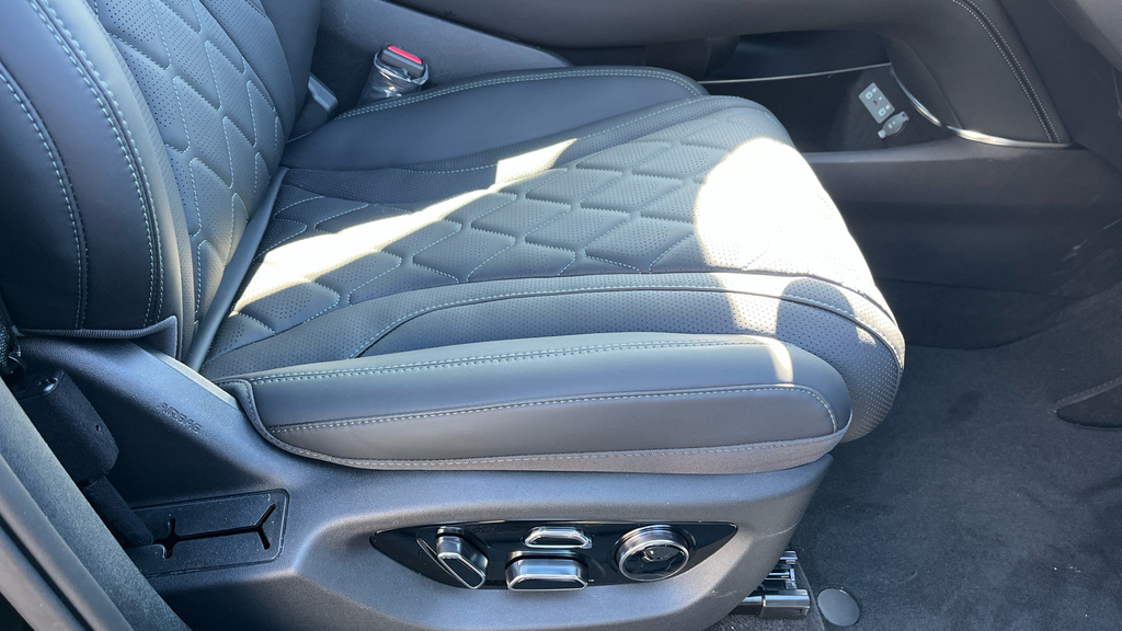 Byd Sealion 7 91.3Kwh Excellence Awd Blue #23