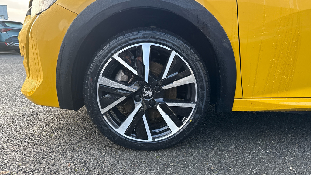 Peugeot e-208 Active Premium Hatchback Grey #17