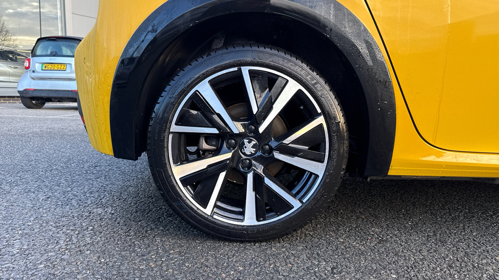 Peugeot e-208 Active Premium Hatchback Grey #19