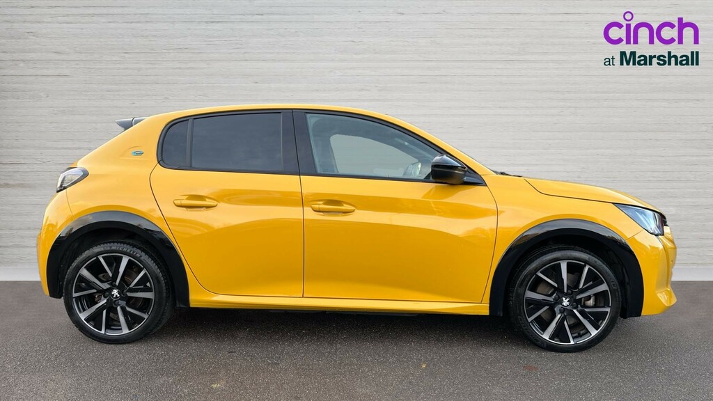 Peugeot e-208 208 100Kw Gt 50Kwh Yellow #2
