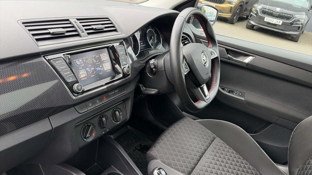 Skoda Fabia Fabia 1.0 Tsi 110 Monte Carlo Silver #2
