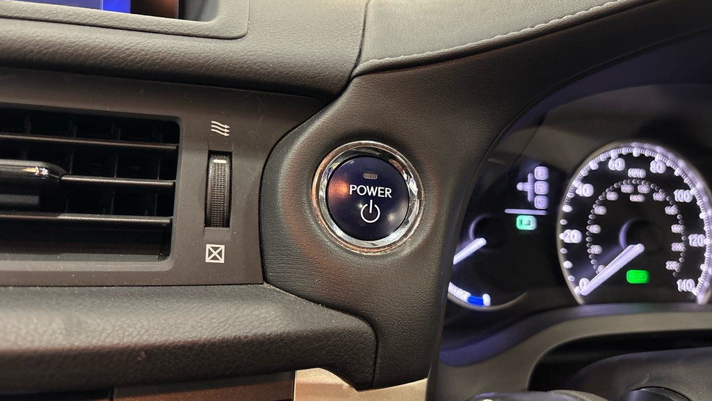 Lexus CT Hatchback Blue #40