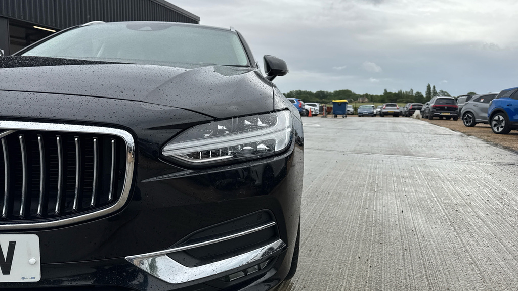 Volvo V90 T8 Twin Engine Inscription Pro Blue #25