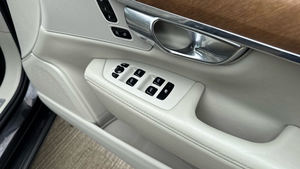 Volvo V90 T8 Twin Engine Inscription Pro Blue #33