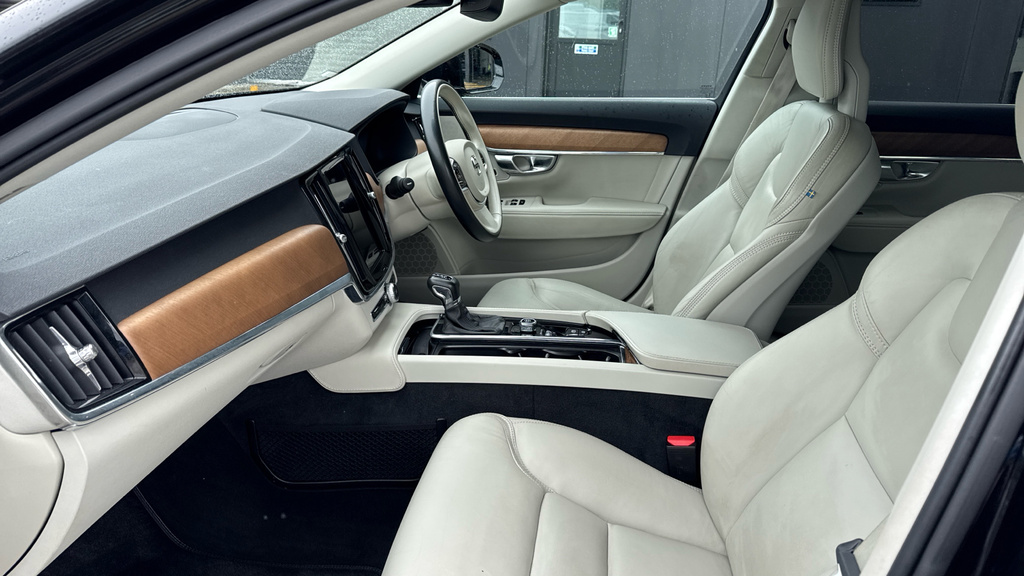 Volvo V90 T8 Twin Engine Inscription Pro Blue #42