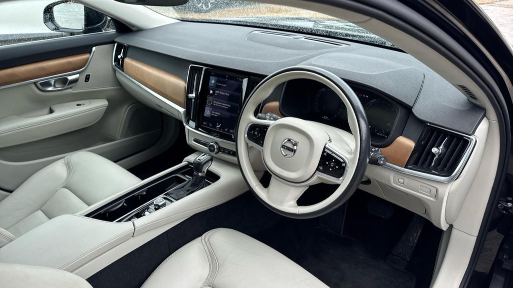 Volvo V90 V90 2.0 D4 Inscription Geartronic Black #4