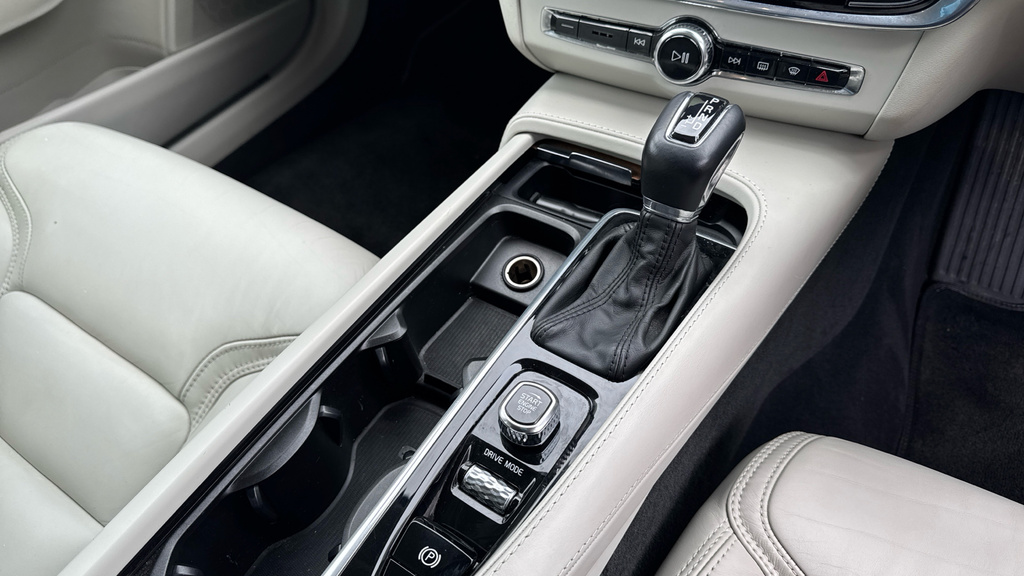 Volvo V90 T8 Twin Engine Inscription Pro Blue #34